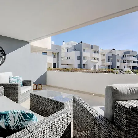 Διαμέρισμα Serenity Views Εστεπόνα